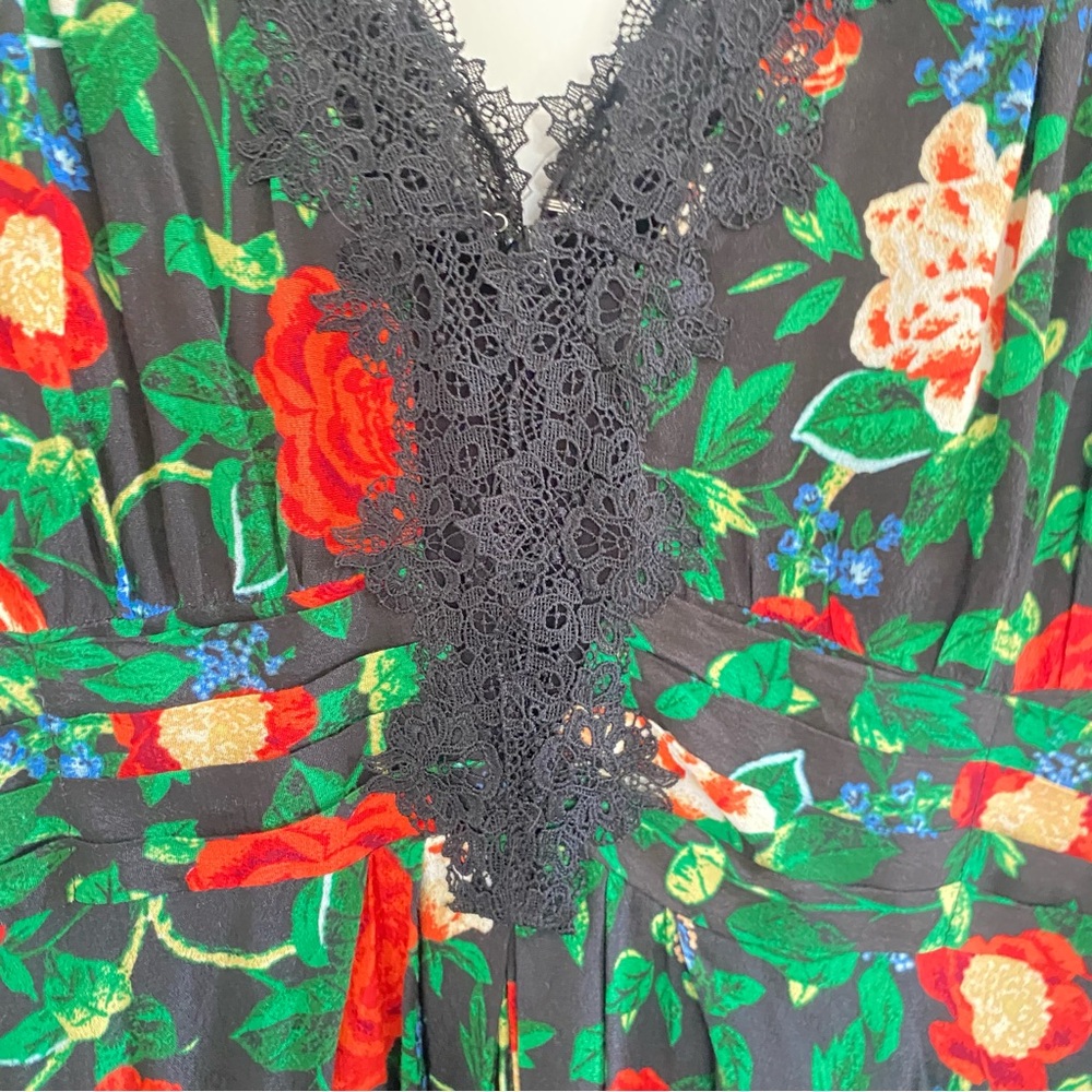 By Anthropologie Floral Lacy V-Neck Mini Dress NWT - Picture 6 of 7